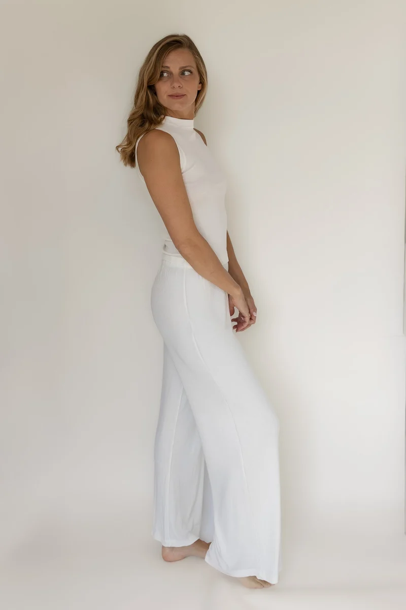 Weisse Hose Rib aus Modal von Pura Clothing