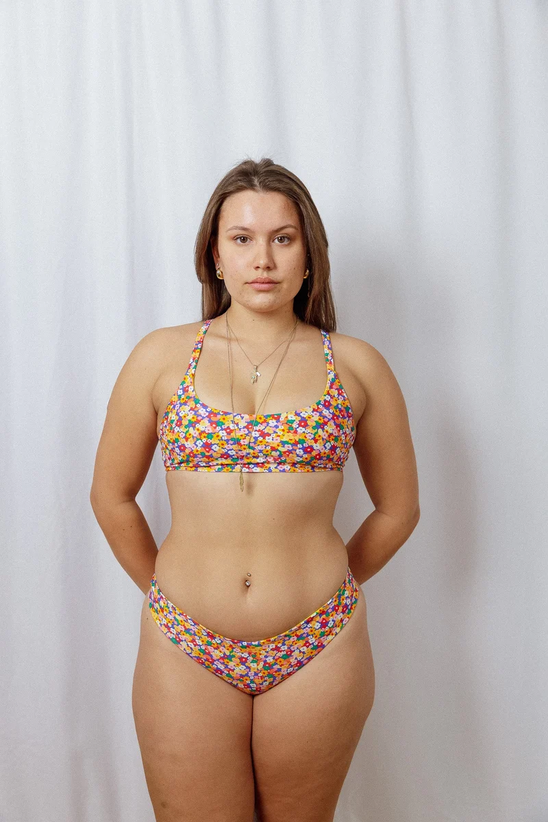 Buntes Bikini Unterteil João aus recyceltem Kunststoff von Tias & Olives