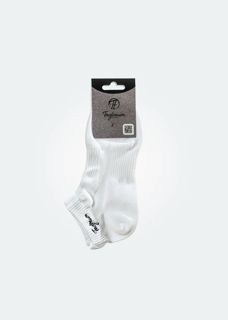 Weisse Sneaker Socken von Tagtraum Clothing