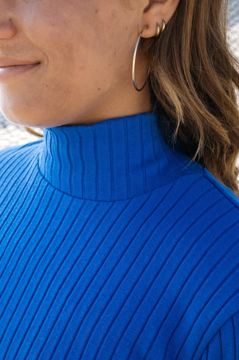 Blaues Strickshirt Sofo aus Rippstrick von Salzwasser