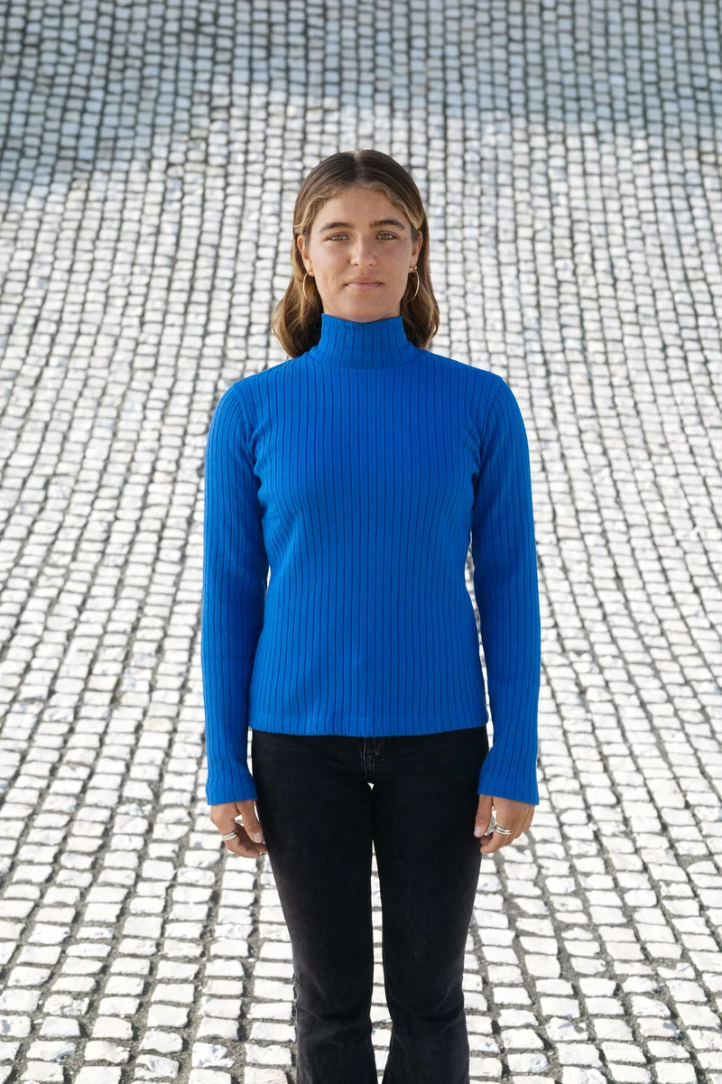 Blaues Strickshirt Sofo aus Rippstrick von Salzwasser