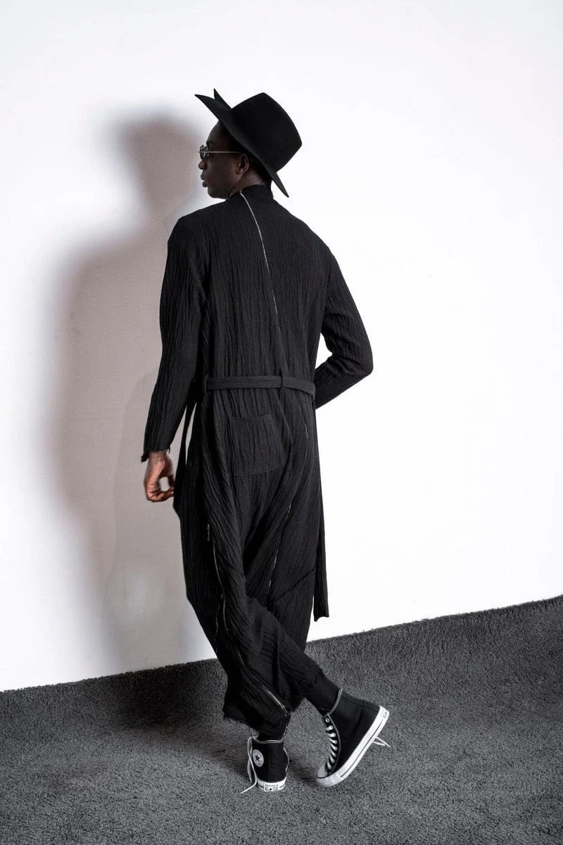eigensinnig wien | Mallarmé | Schwarzer Jumpsuit mit Haremshose für Damen und Herren
