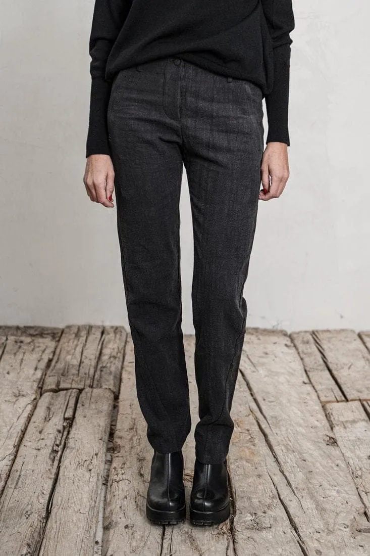 eigensinnig wien | Didion | Slim Fit Damenhose aus Leinen in anthrazit