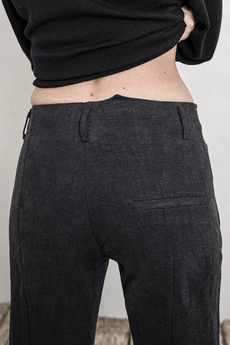 eigensinnig wien | Didion | Slim Fit Damenhose aus Leinen in anthrazit