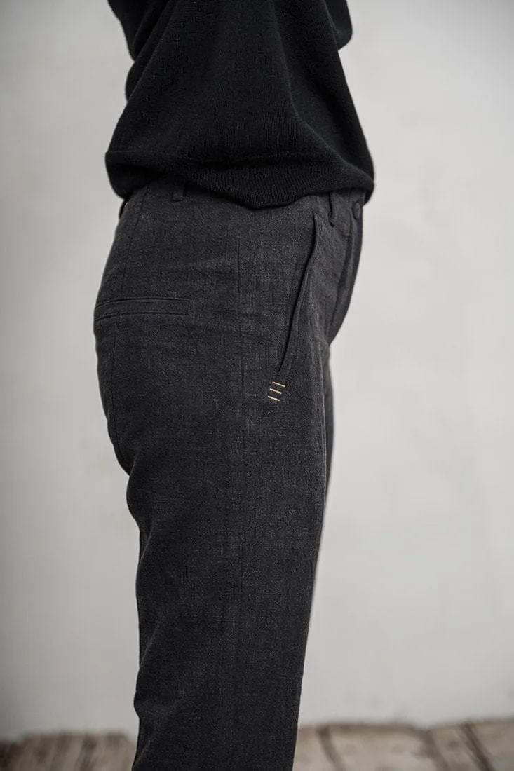 eigensinnig wien | Didion | Slim Fit Damenhose aus Leinen in anthrazit