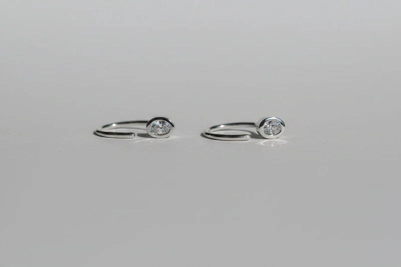 Ohrringe Zirconia ESSENTIALS aus Gold von V Design Lab