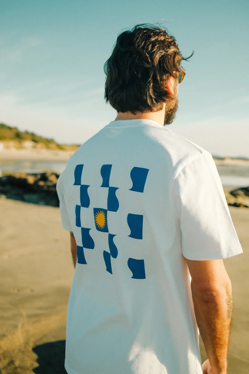 Weisses T-Shirt Atlantis aus Bio-Baumwolle von Sickfaces x SALZWASSER