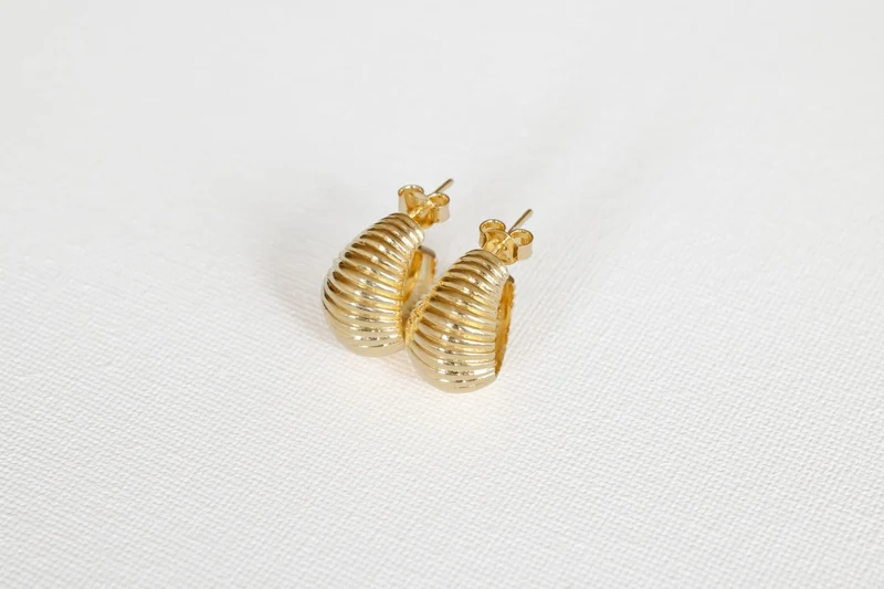 Creolen Small Hoops SAVOY aus Gold von V Design Lab