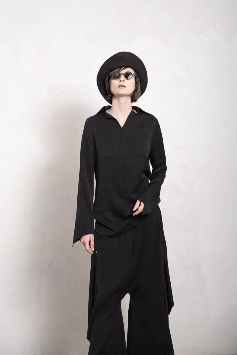 eigensinnig wien | Colette | Schwarze, elegante Bluse für Damen