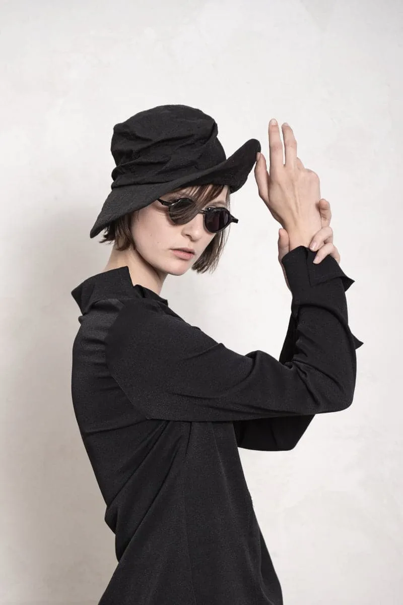 eigensinnig wien | Colette | Schwarze, elegante Bluse für Damen