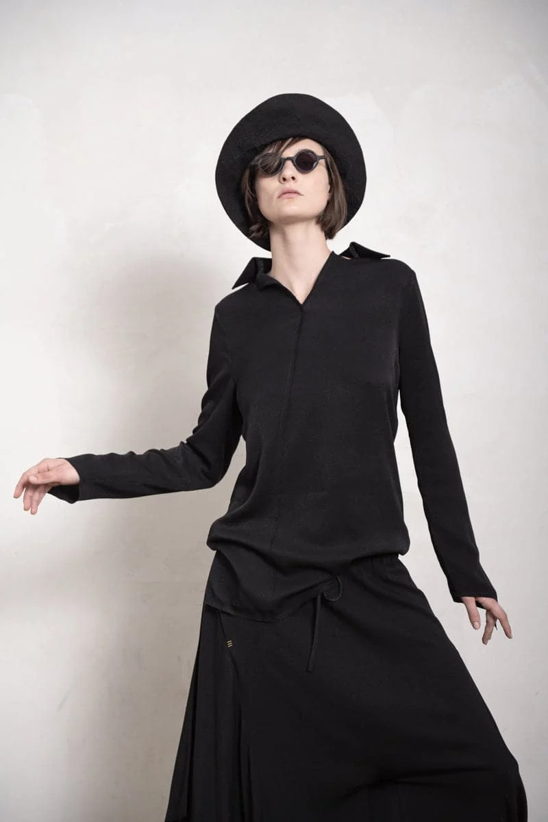 eigensinnig wien | Colette | Schwarze, elegante Bluse für Damen