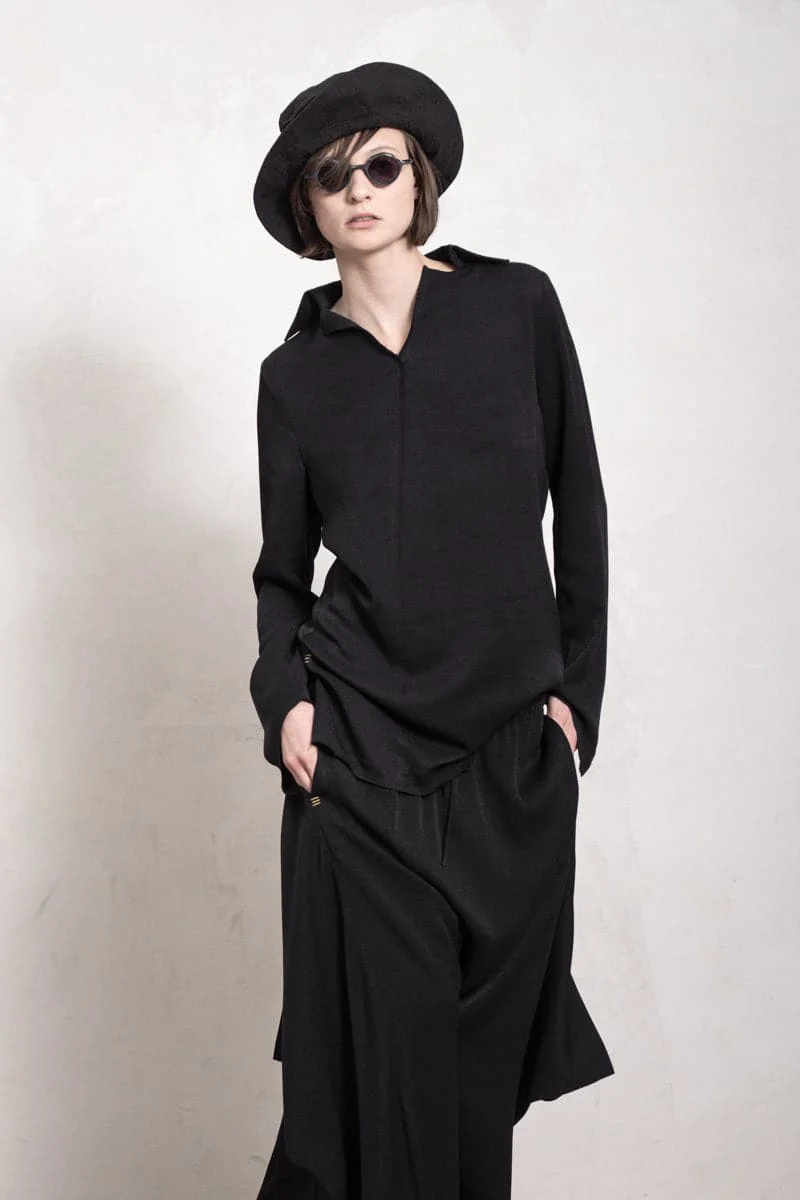 eigensinnig wien | Colette | Schwarze, elegante Bluse für Damen