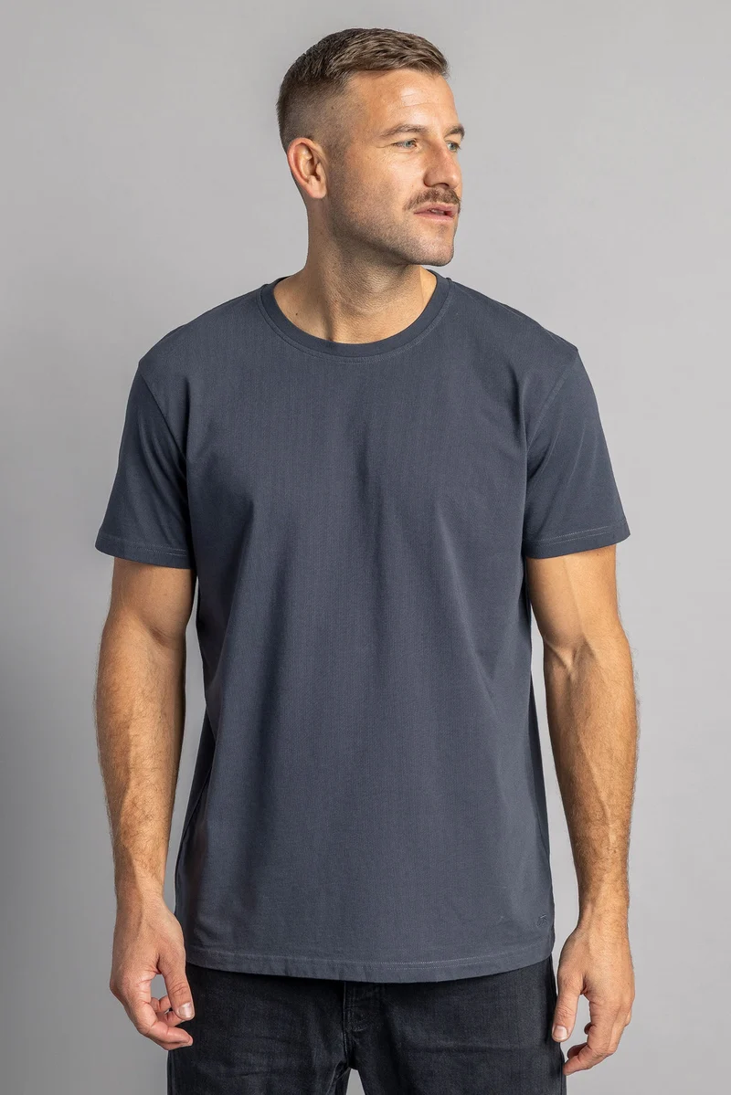 Premium Blank T-Shirt STANDARD