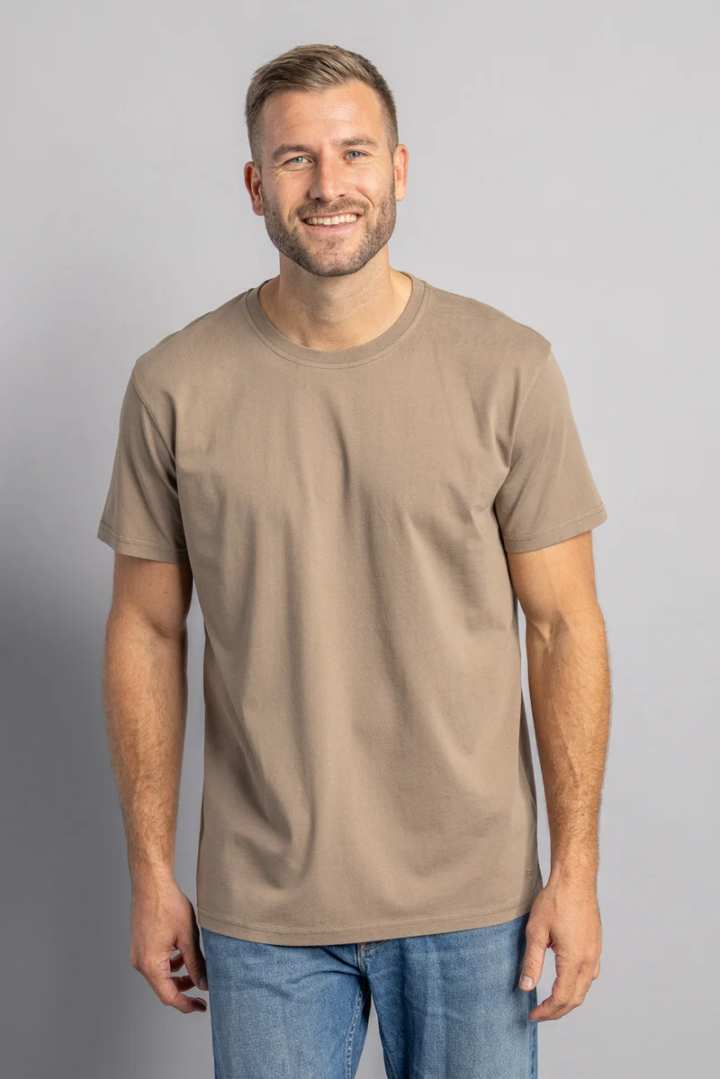Premium Blank T-Shirt STANDARD