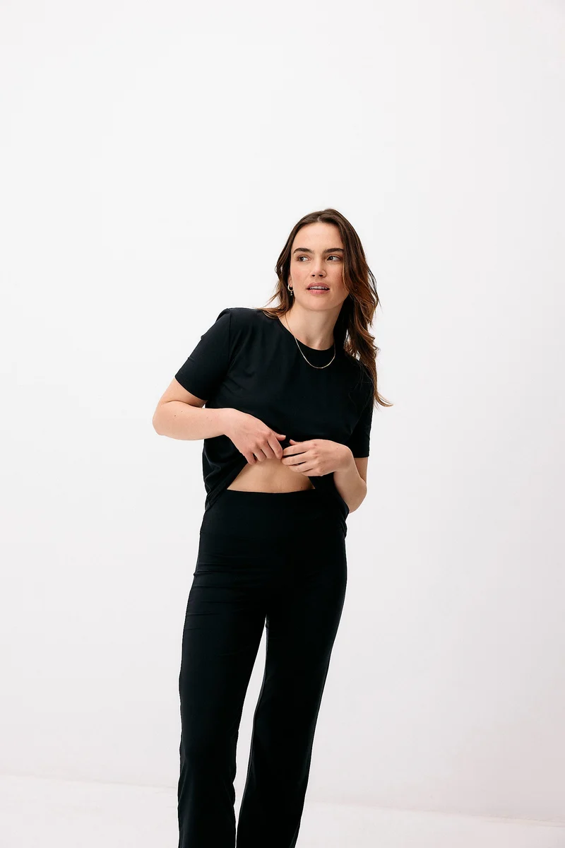 Schwarze Hose Neo Classic Dance aus Lenzing von Moya Kala