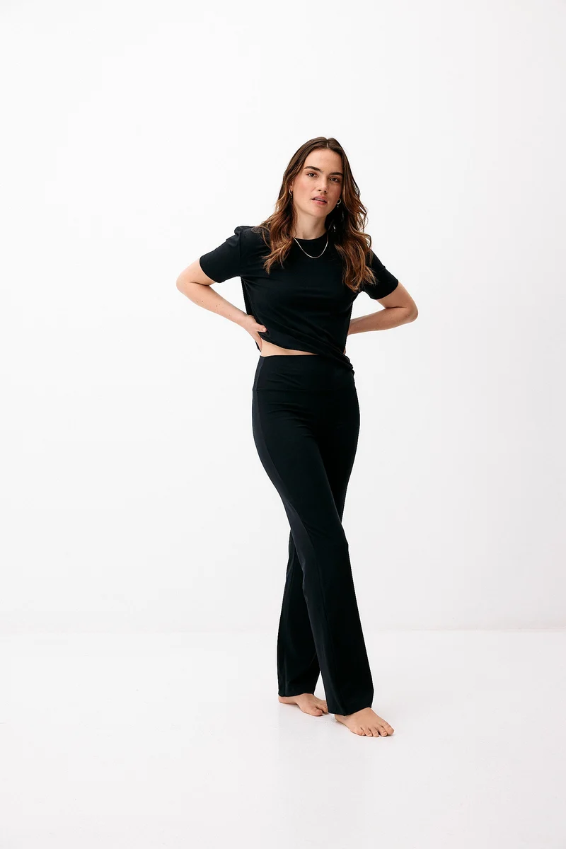 Schwarze Hose Neo Classic Dance aus Lenzing von Moya Kala