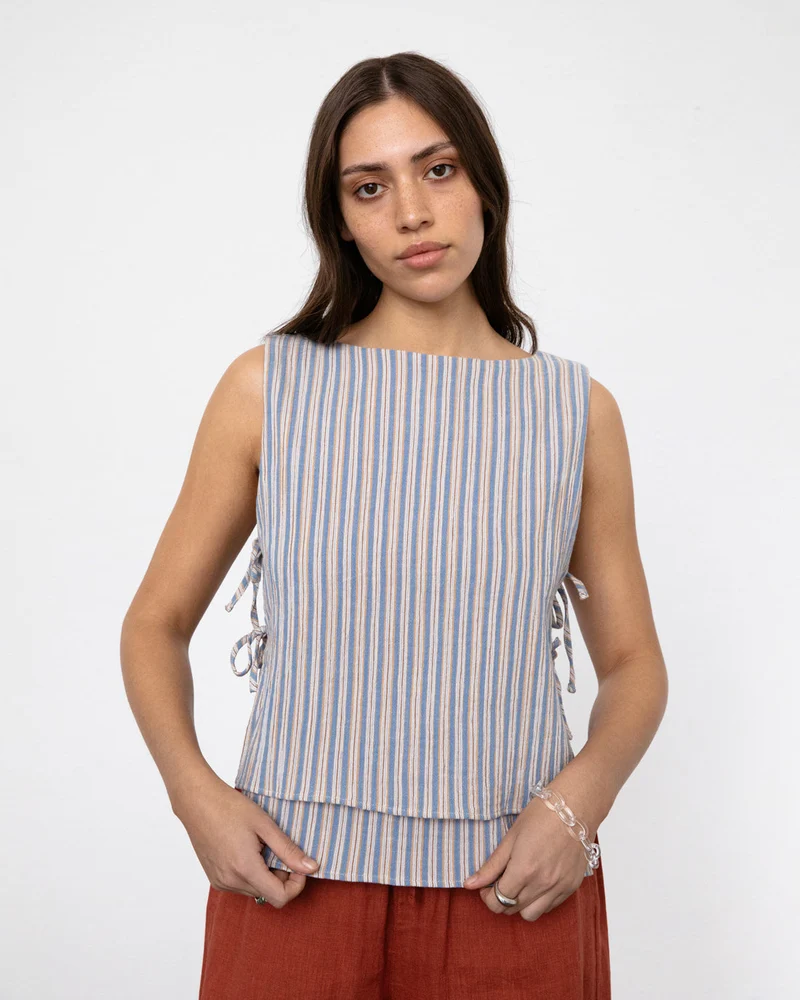 Grau gestreiftes Wickeltop aus 100% Bio-Baumwolle von Rotholz