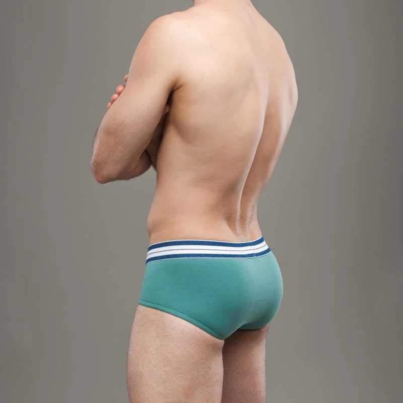 Grüne Unterhose aus Bio-Baumwolle von Bluebuck