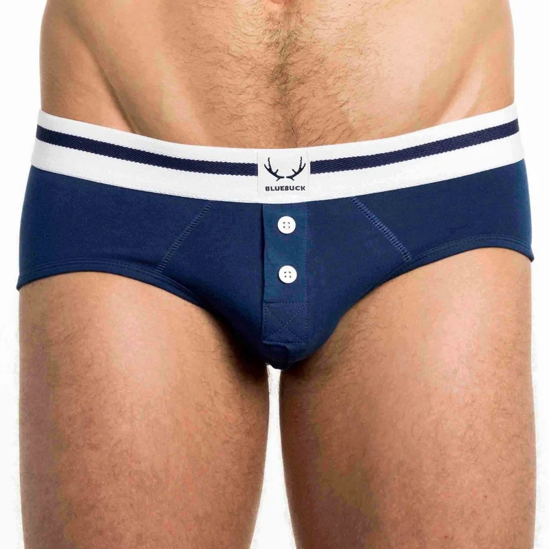 Marineblaue Unterhose mit weissen Knöpfen aus Bio-Baumwolle von Bluebuck