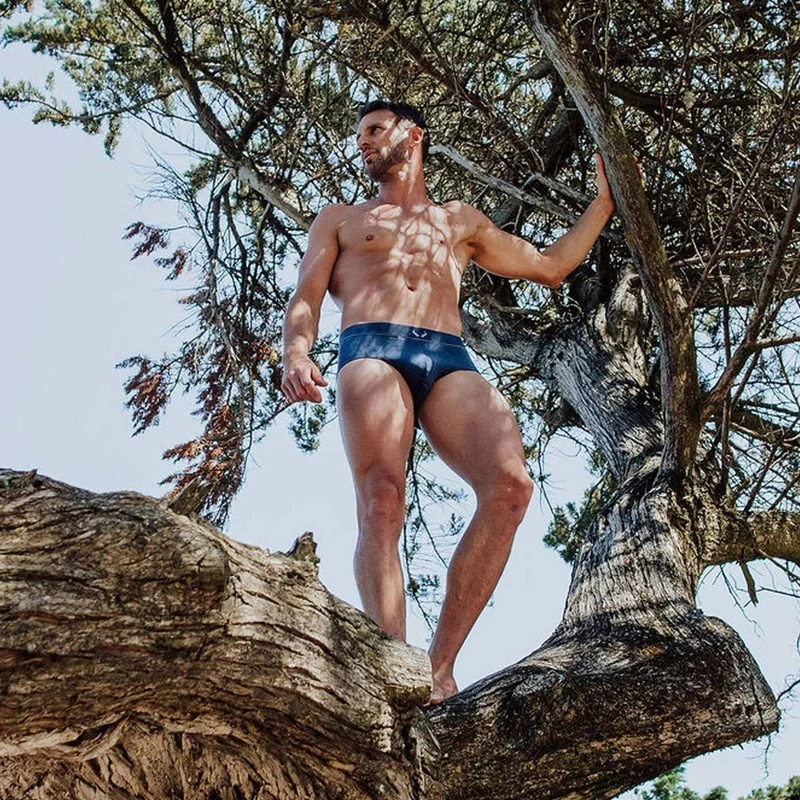 Herren-Slip aus recycelter Baumwolle in Dunkelblau von Bluebuck