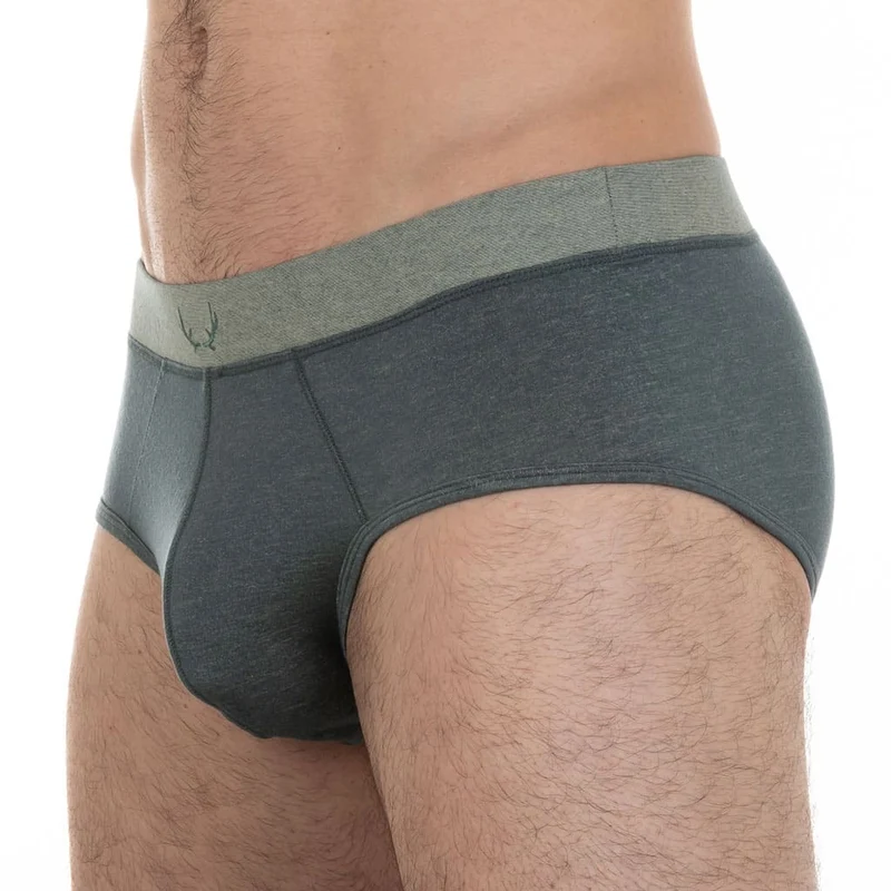 Dunkelgrüne Unterhose aus Tencel von Bluebuck