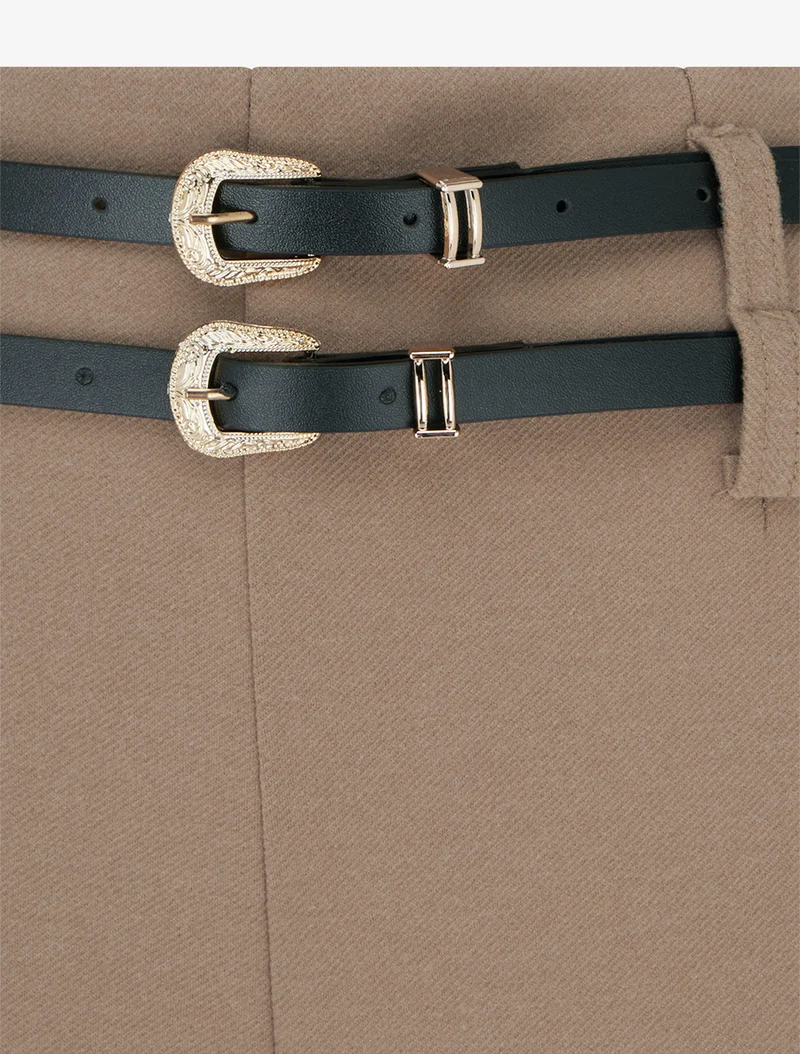 Weite Hose mit hoher Taille und doppeltem Gürtel - Kamel