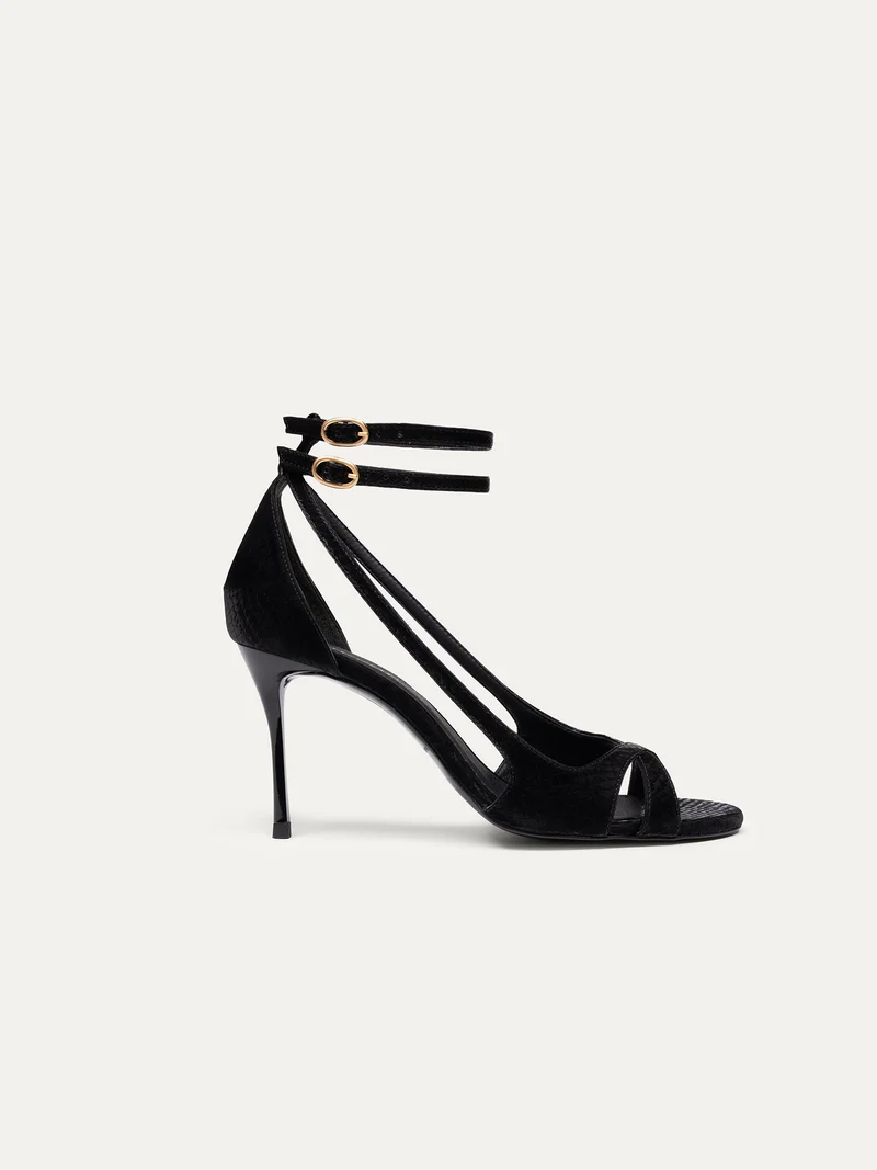 Schwarze High Heels 9 pm Drinks with friends aus recycletem Polyester von Bikkou