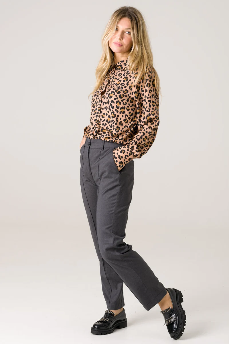 Graue Hose Gaura aus Wolle von Avani
