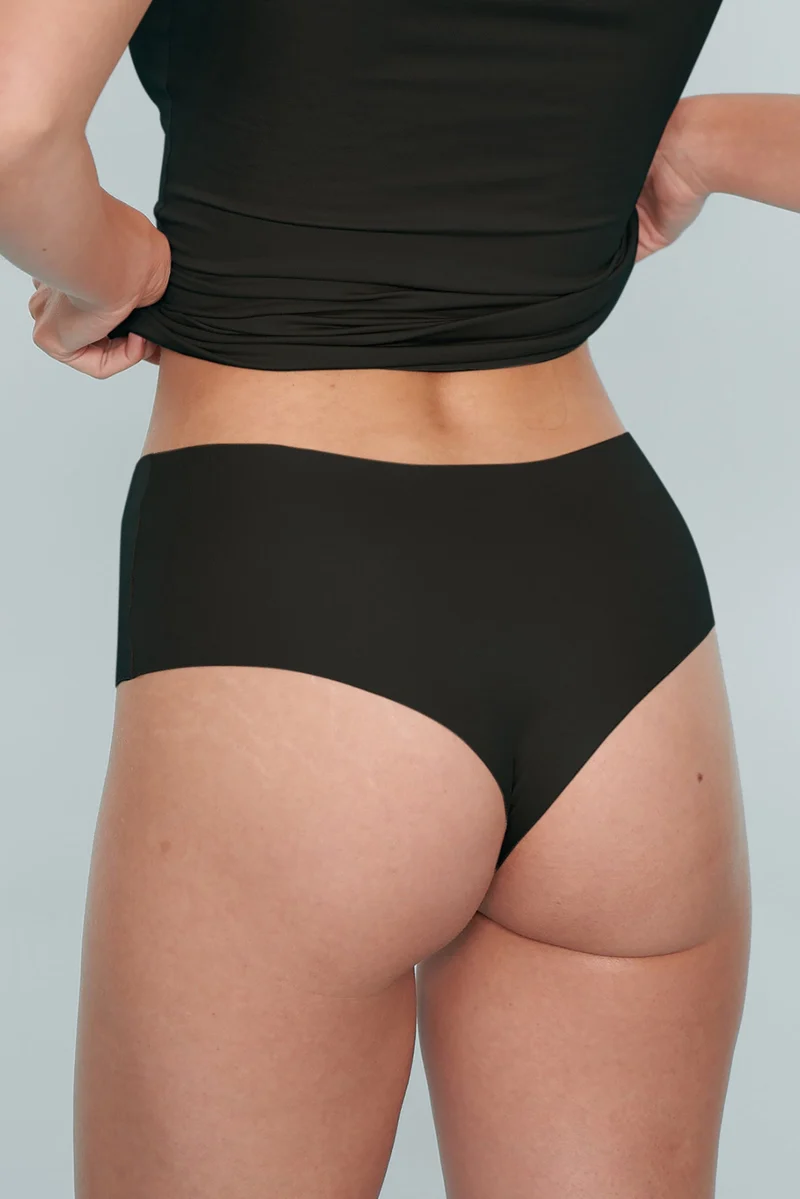 Panty in schwarz aus Tencel & Elastan von moi-basics