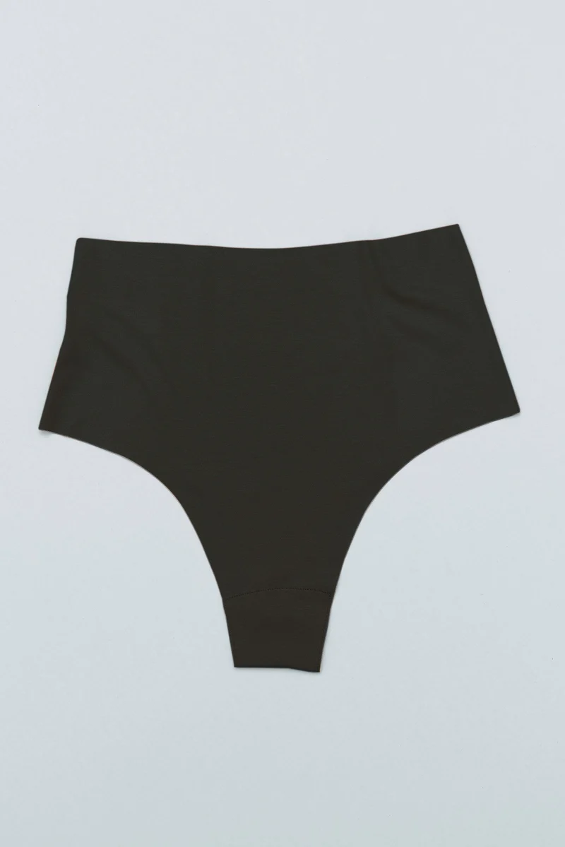 Panty in schwarz aus Tencel & Elastan von moi-basics