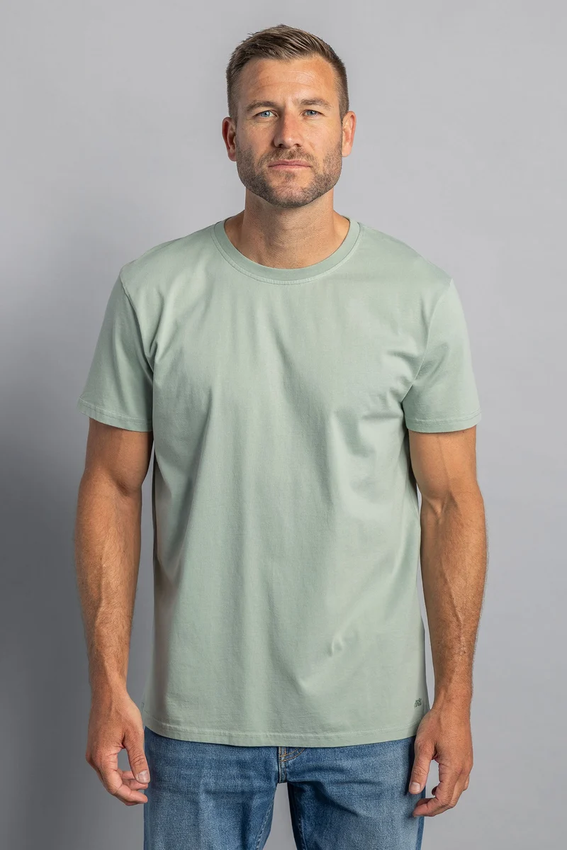 Premium Blank T-Shirt STANDARD