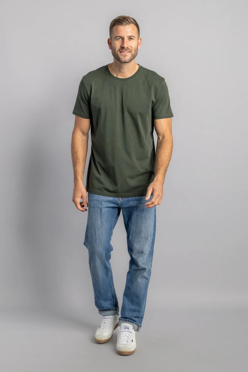Premium Blank T-Shirt STANDARD