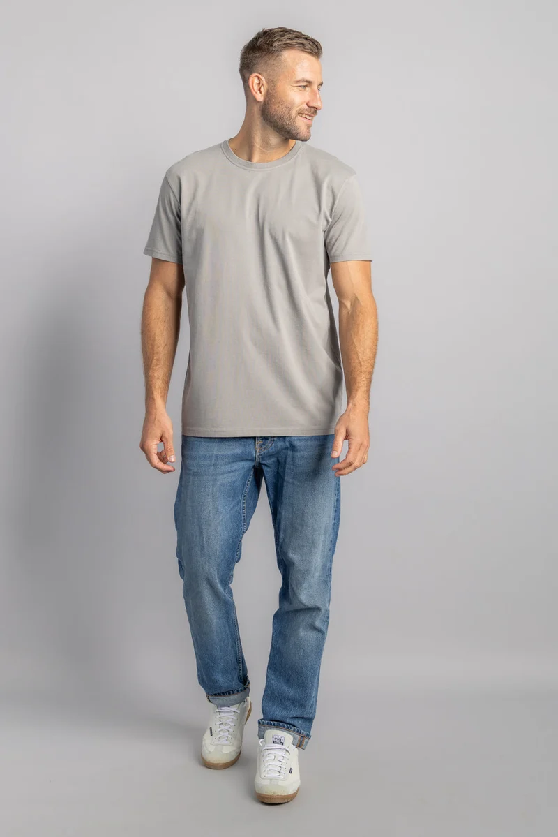Premium Blank T-Shirt STANDARD