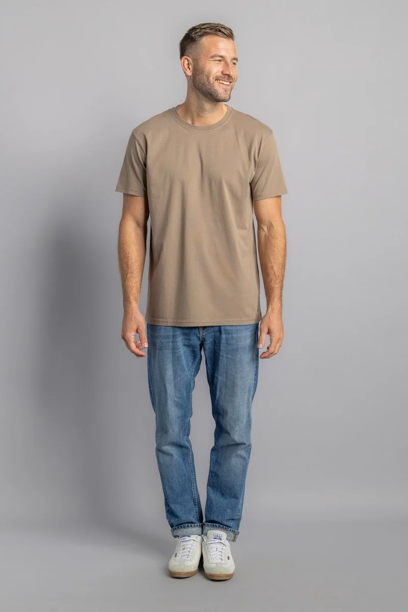 Premium Blank T-Shirt STANDARD