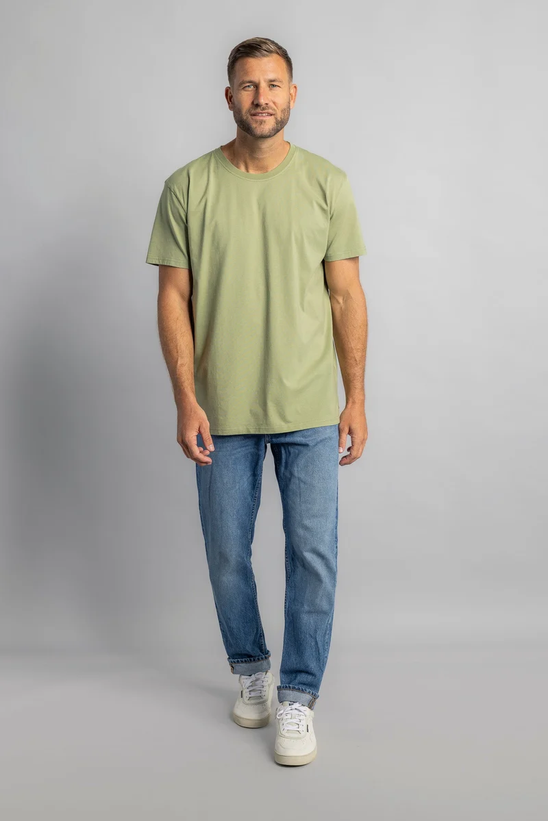 Premium Blank T-Shirt STANDARD