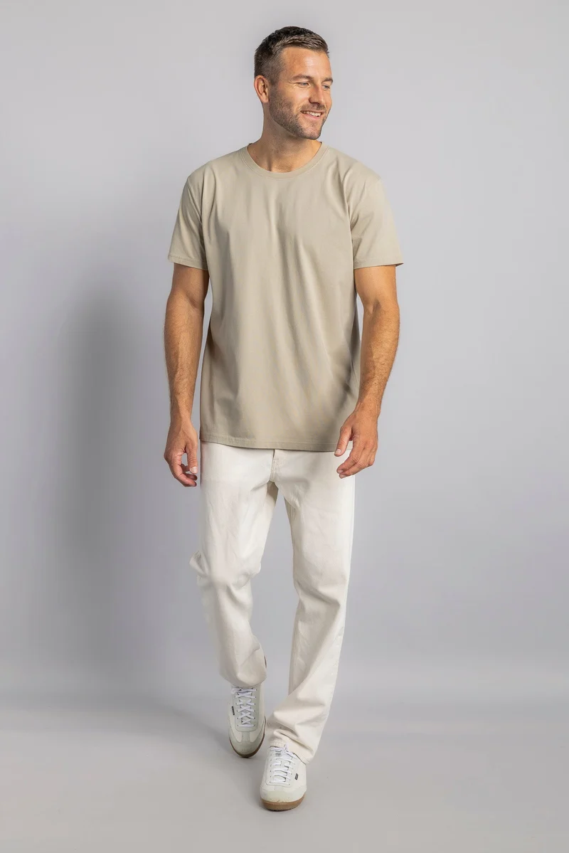 Premium Blank T-Shirt STANDARD