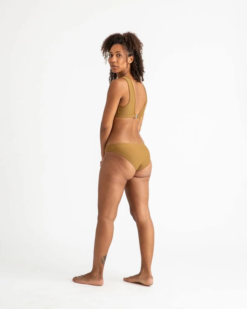 Braunes Bikini Unterteil aus recyceltem Polyamid von Matona