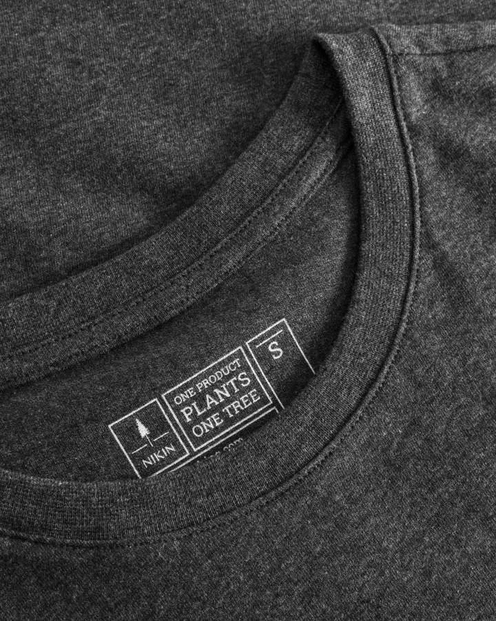 Schwarzes T-Shirt Tree aus Bio-Baumwolle von Nikin