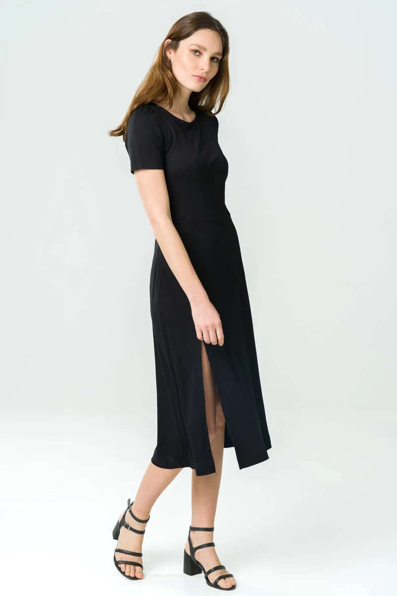 Kleid Victoria in schwarz aus Tencel™ von AVANI
