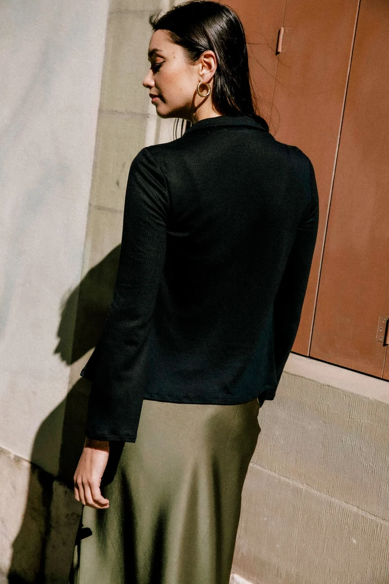 Schwarzes Langarm-Poloshirt Mélisse aus Tencel von Avani