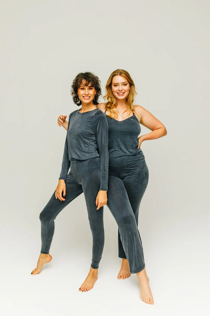 Blaue Leggings aus Cupro von MOYA KALA