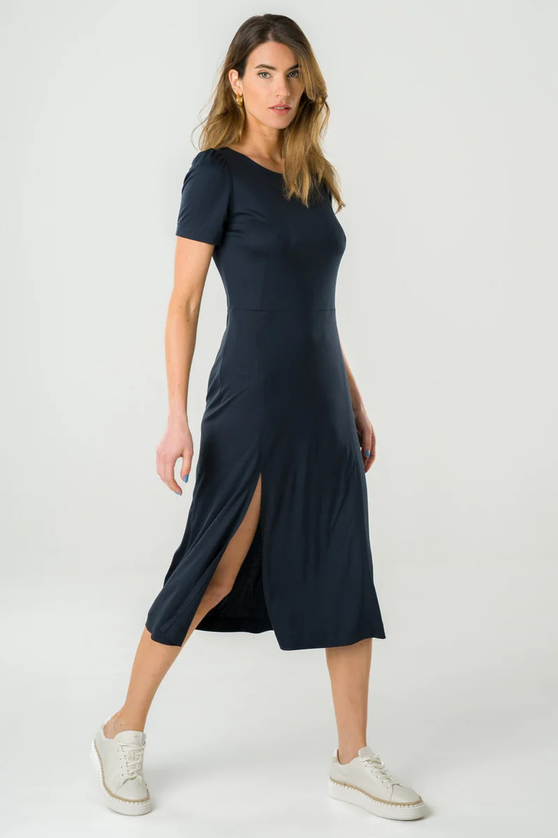 Schwarzes Kleid Marine aus 100% Tencel von Avani