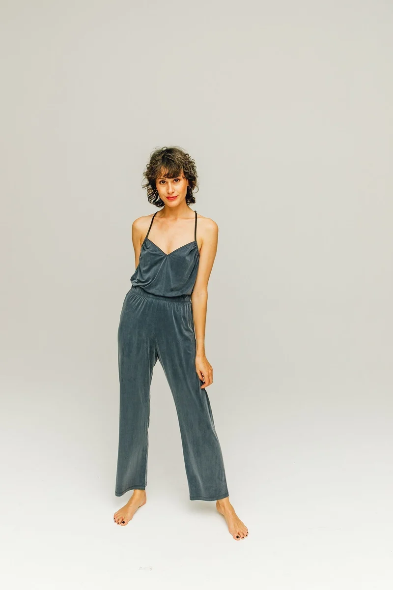 Dunkelblaue High Waist Hose aus Cupro von MOYA KALA
