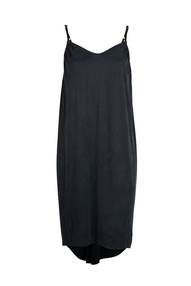 Schwarzes Kleid aus Cupro von MOYA KALA