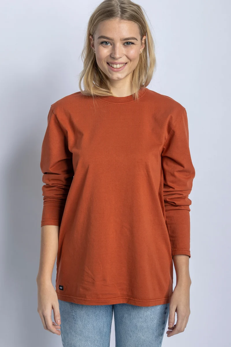 Orangenes, langärmliges T-Shirt aus recycelter Baumwolle von DIRTS