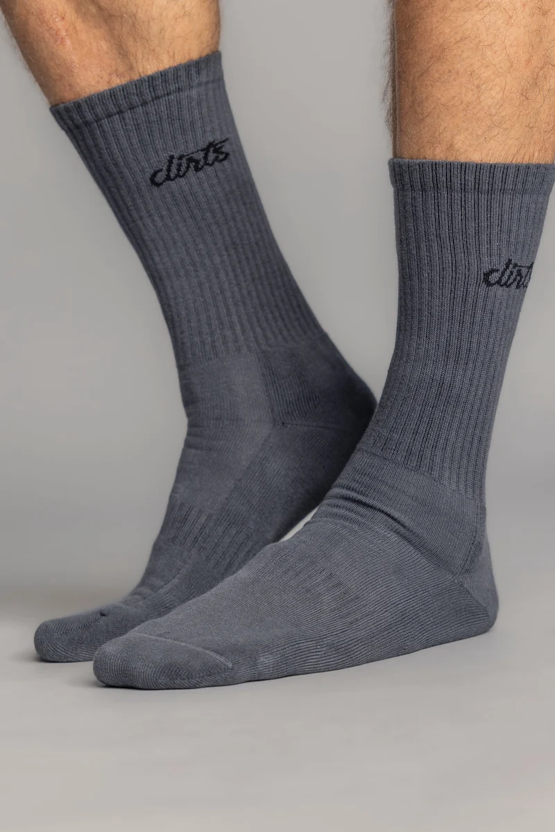 Dunkel-blaue Socken Classic Logo aus Bio-Baumwolle von DIRTS