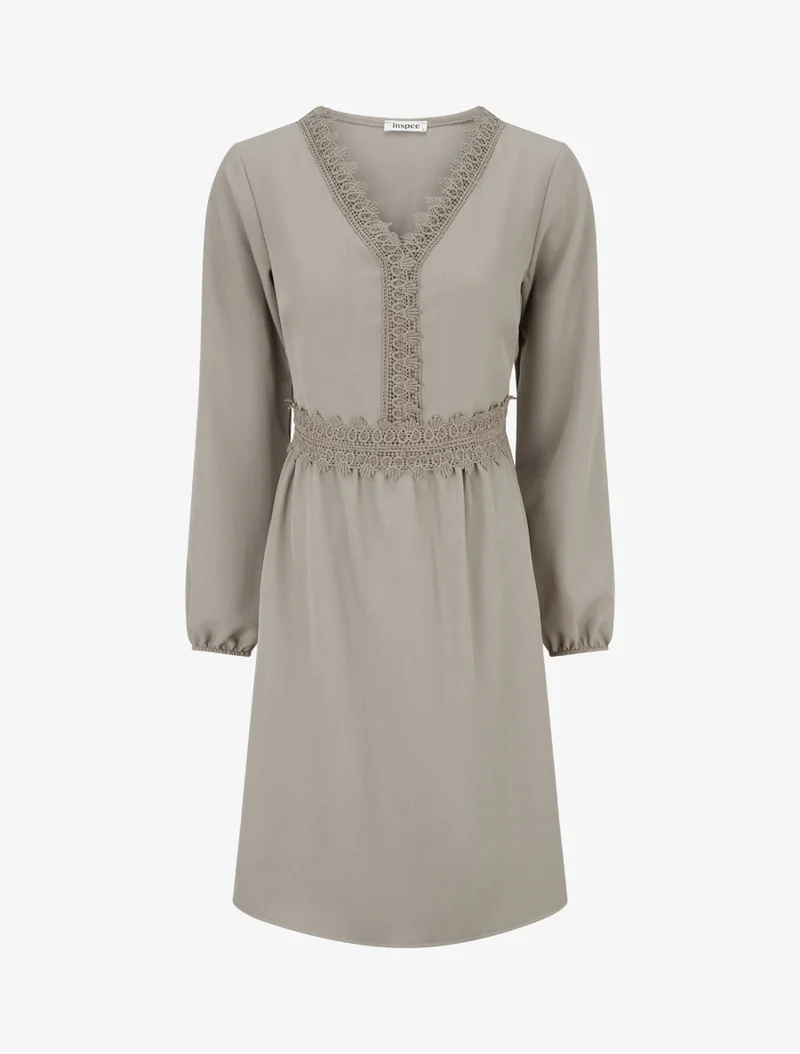 Ausgestelltes einfarbiges Kleid mit langen Ärmeln und Spitze - Maulwurf