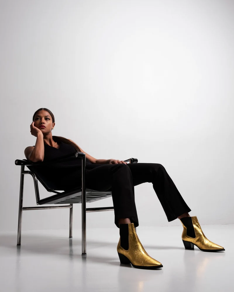 Goldige Ankle Boots 3 pm Friday rocks! aus Piñatex von Bikkou