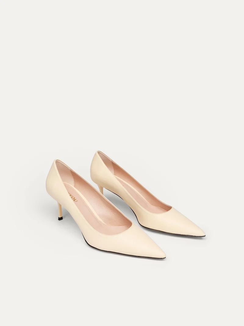 Beige Pumps 10 am Monday at the office aus biobasiertem Polymere von Bikkou