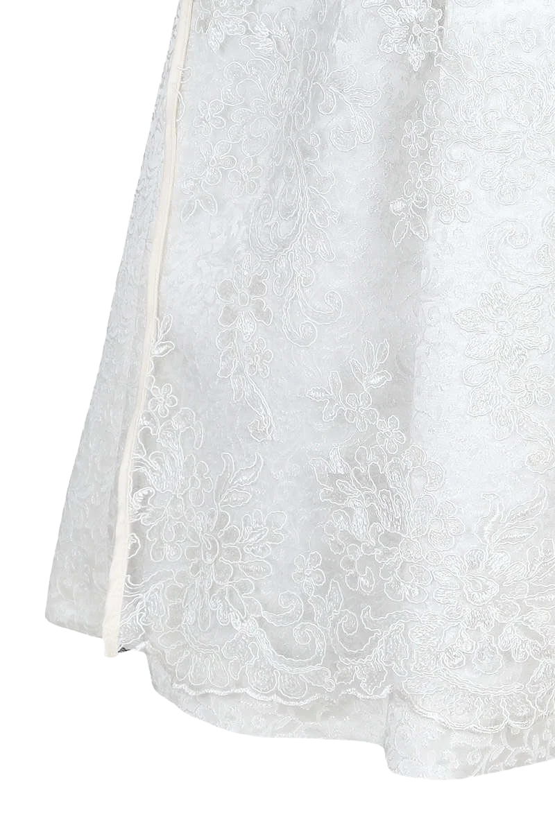 Hochzeitsdirndl hochgeschlossen